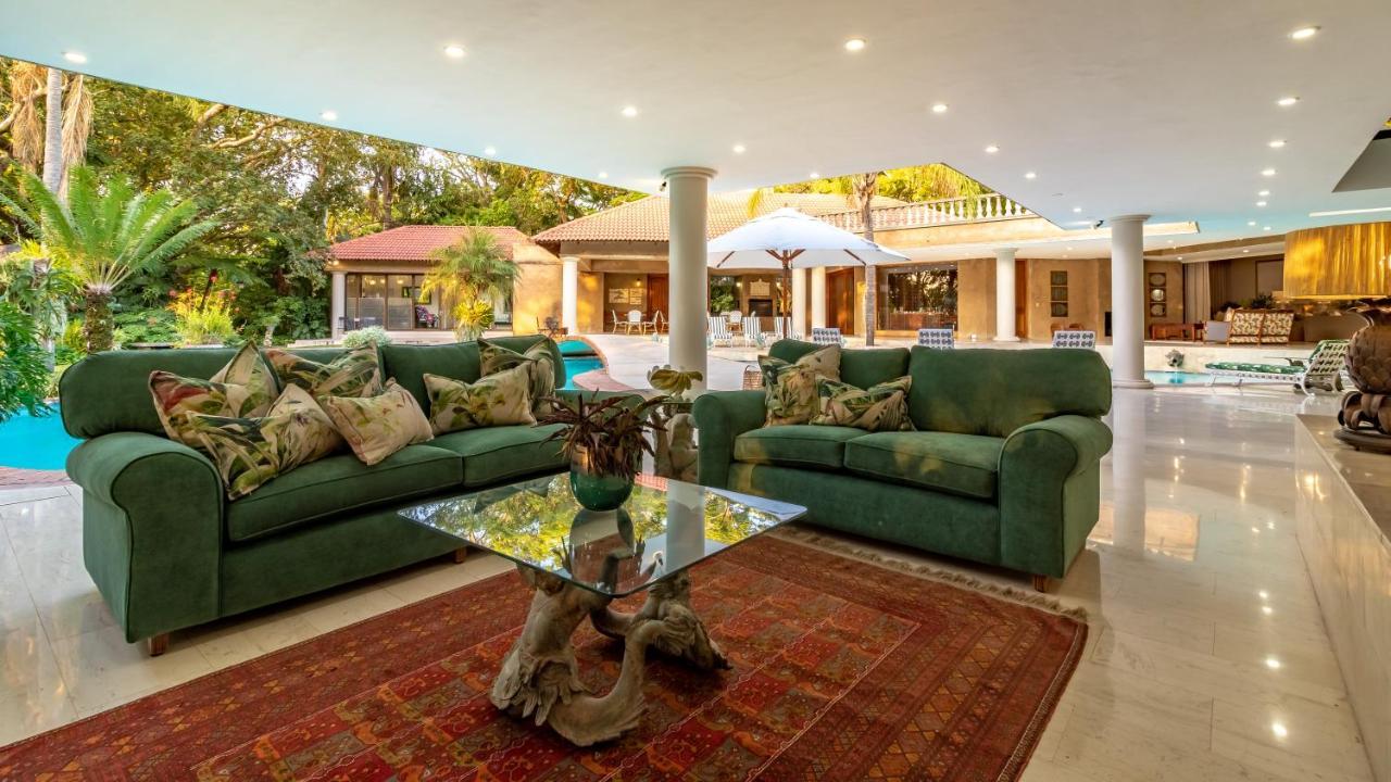 Bed and Breakfast Christies At 32 On Russell Mbombela Exterior foto