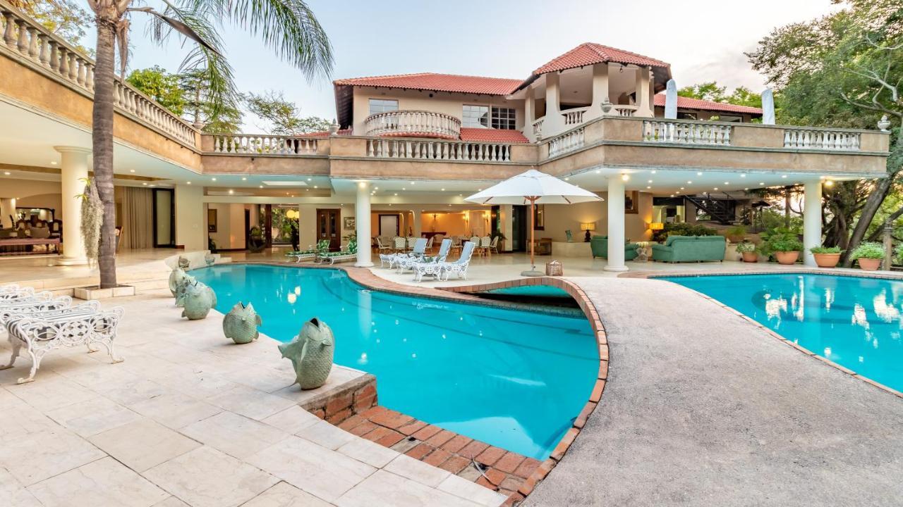 Bed and Breakfast Christies At 32 On Russell Mbombela Exterior foto