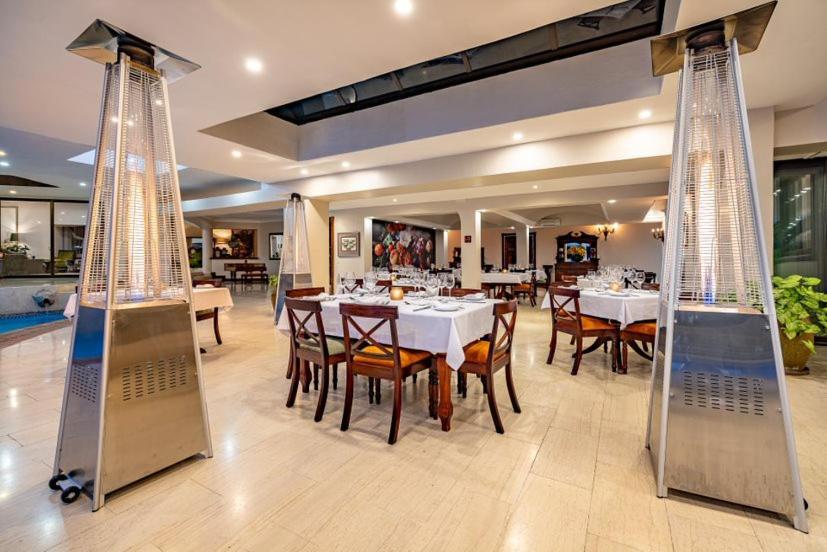Bed and Breakfast Christies At 32 On Russell Mbombela Exterior foto